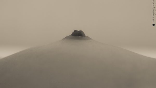 Le Mont Fuji, une photo de la collection "Secret, Le plaisir et la jouissance" par Les Chevaliers Photographes.